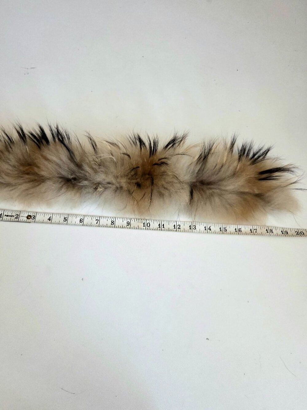 Real fur collar. - Picture 4 of 4